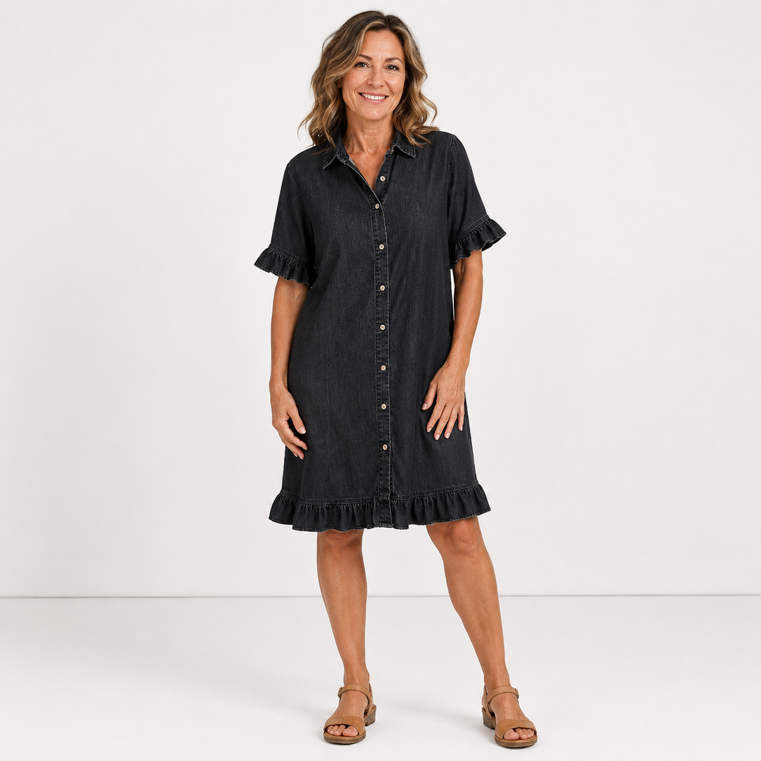 Marjolaine – Robe chemise en jean à volants