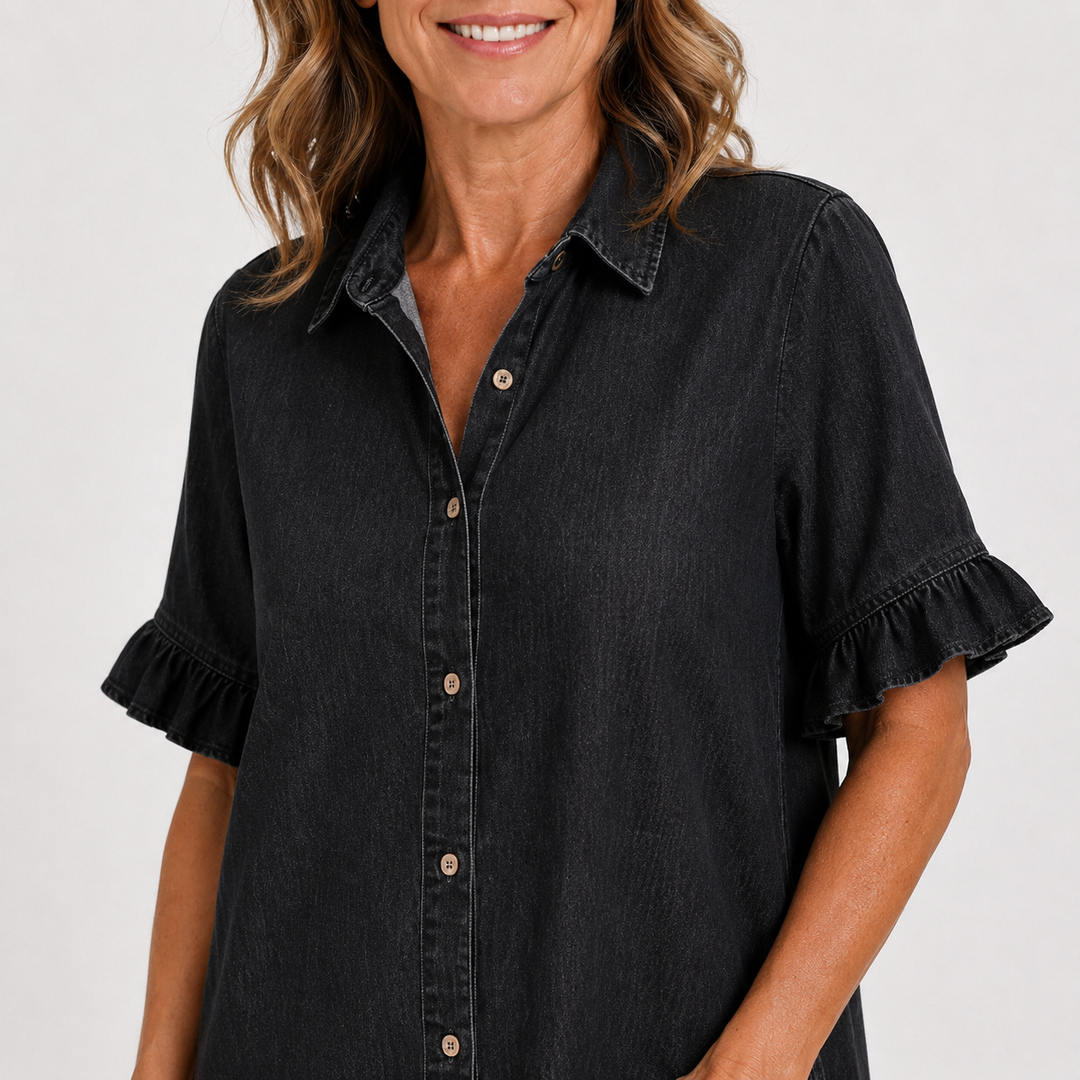 Marjolaine – Robe chemise en jean à volants